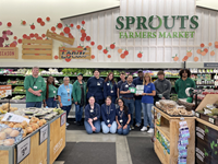 Sprouts Store #646 in Apopka, Florida donates $5,000 to Second Harvest Food Bank of Central Florida. (Photo: Business Wire)