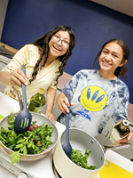 Over 7,000 students will now participate in cooking programs at 25 schools coast-to-coast, with help from Sprouts. (Photo: Catalina Ventura School; Phoenix, AZ)
